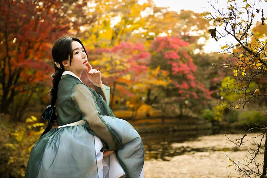 Changdeokgung Hanbok Experience at hanboknam - What happens during fitting and hairstyling