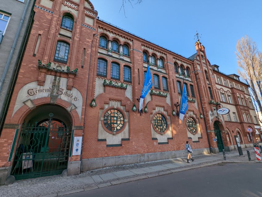 Charlottenburg: 2-Hour City Walking Tour - Reading Charlottenburg’s housing and urban plans