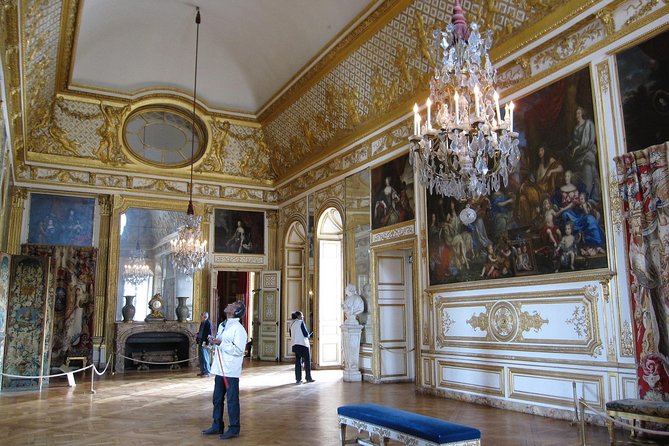 Château of Versailles and Marie Antoinette's Petit Trianon Private Tour - Petit Trianon and the Queen’s Hamlet