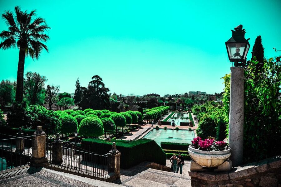 Cordoba: 2.5-Hour Guided Jewish Quarter and Alcazar Tour - Starting at the Mezquita and Calleja de la Hoguera