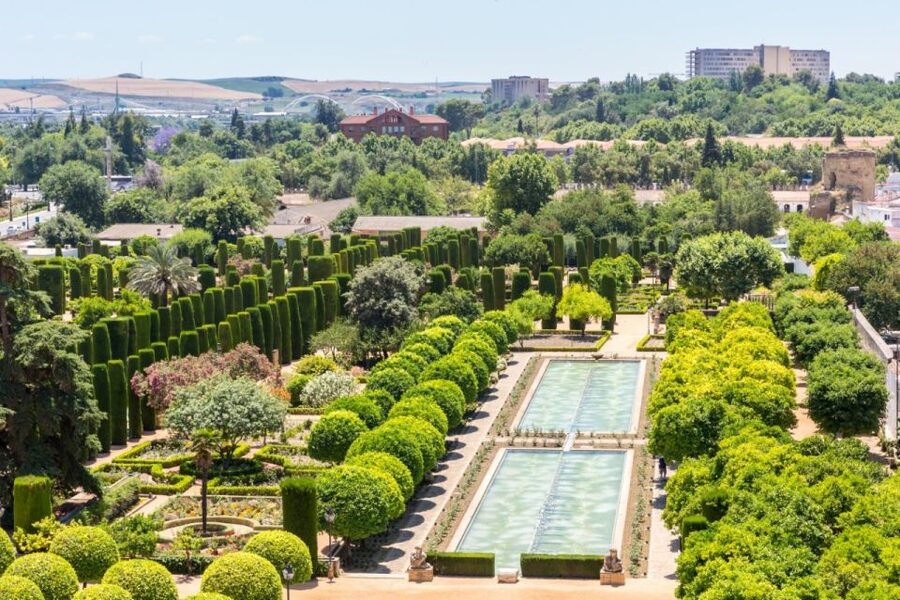 Cordoba: Alcazar of Christian Monarchs 1–Hour Guided Tour - Should you book the Alcázar guided visit?