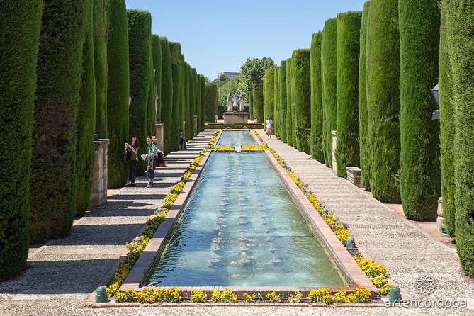 Córdoba: Alcazar Skip the Line Guided Tour - Price, group size, and practical value