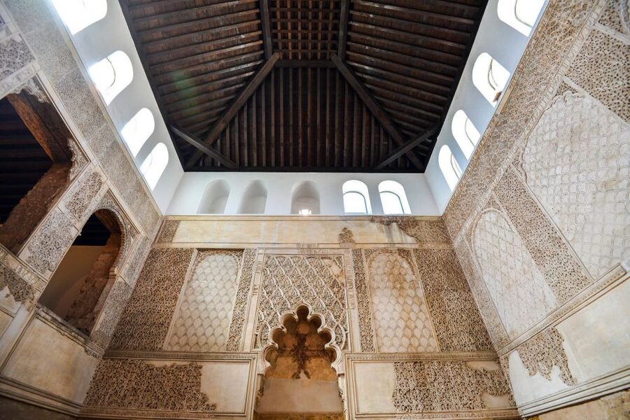 Córdoba Guided Tour of the Mosque, Jewish Quarter & Alcazar - The guides are the tour’s greatest strength