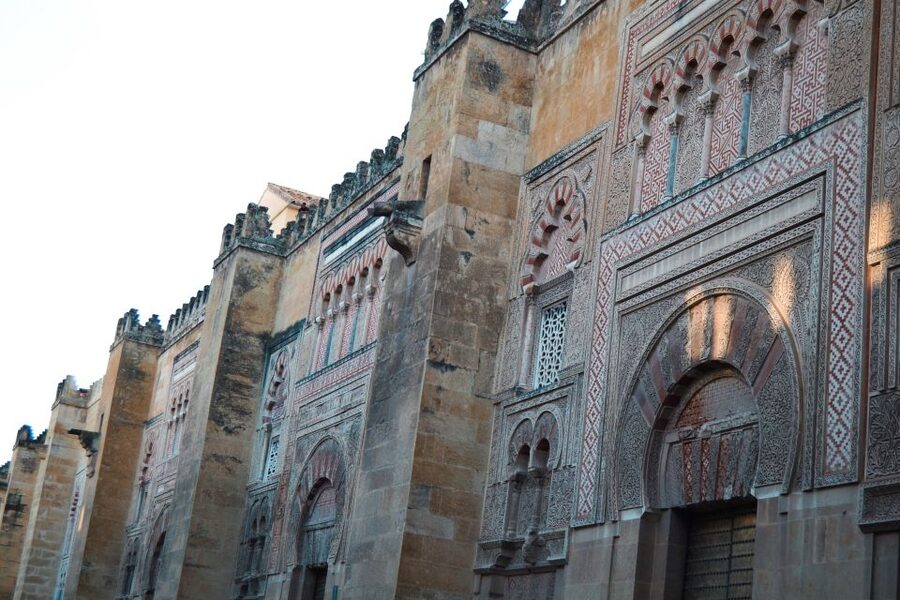 Córdoba: Mosque-Cathedral and Alcazar Tour - How the 2.5-hour schedule works