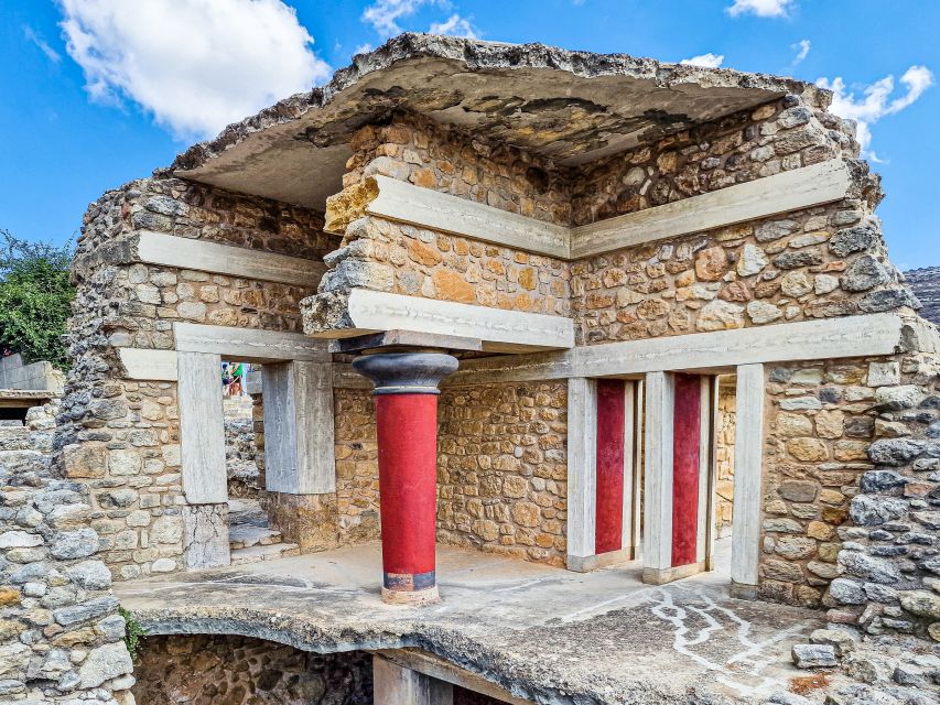 Crete: Knossos Palace, Heraklion City, Market Guided Tour - The morning coach ride and hotel pickup