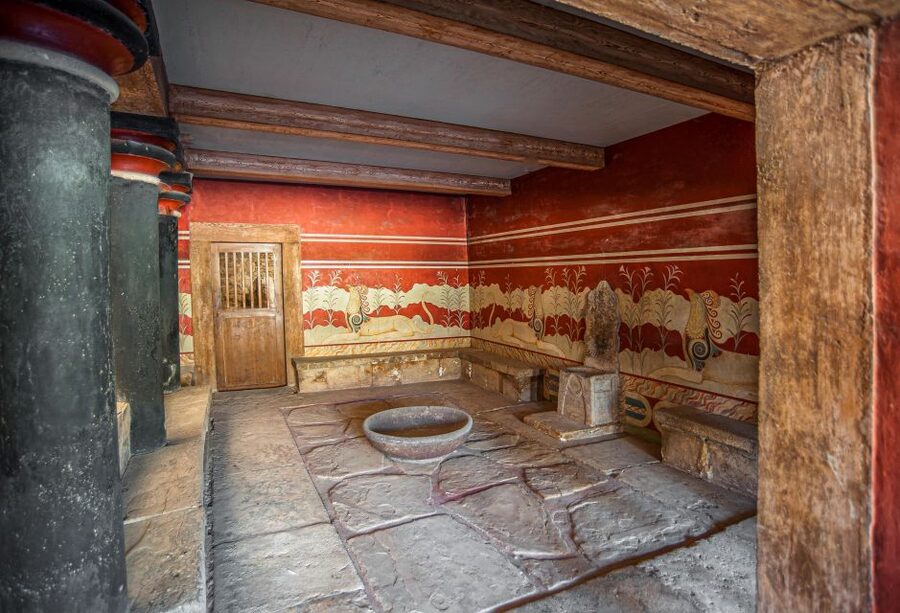Crete: Lasithi Plateau & Knossos Palace Tour - Transport, timing, and what the ten hours feel like