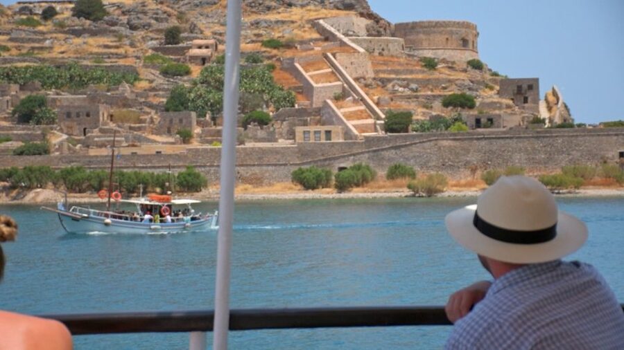 Crete: Mirabello Bay Cruise with Onboard Cocktail - The one-hour cruise to Kolokytha Beach