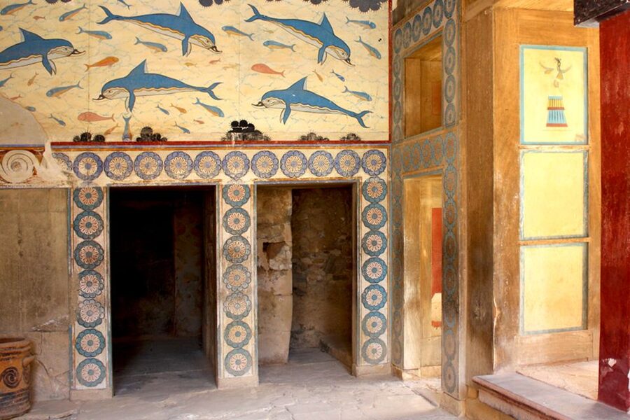 Crete: Palace of Knossos E-Ticket and Audio Guide - The Queen’s Megaron and the blue dolphins