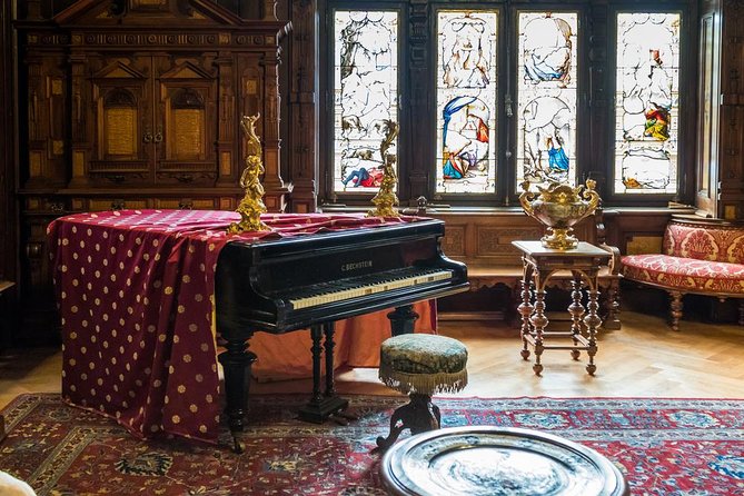 Day trip to Dracula's Castle, Peles Castle and Medieval Brasov - What Bran Castle really offers