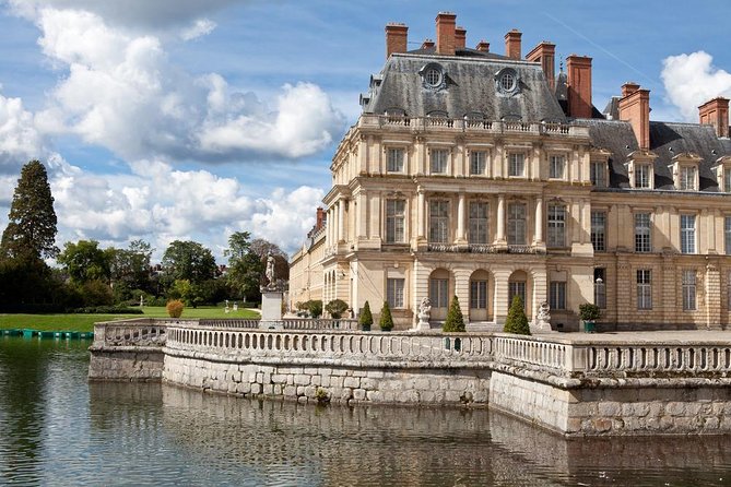 Day Trip to Fontainebleau : Horse Riding, Gastronomy and Castle - Key points to know before booking