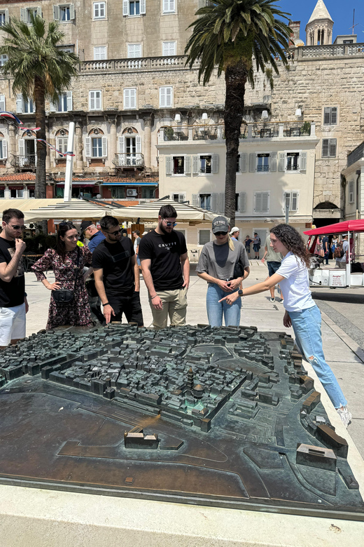 Diocletian's Palace & Old Town Split Walking Tour - Key points at a glance