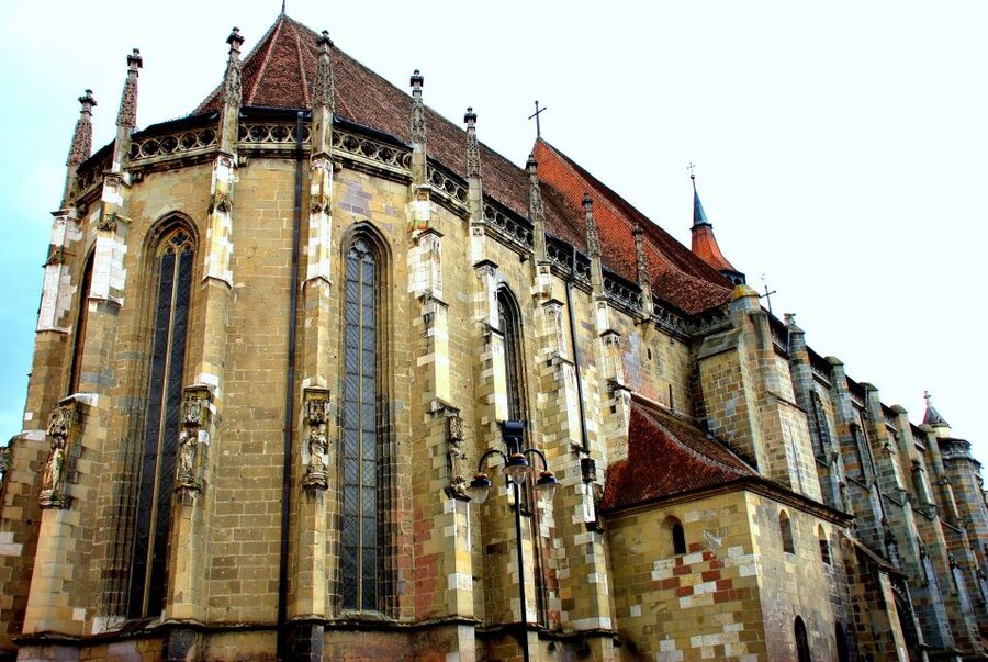 Discover Transylvania: Peles, Bran, Sighisoara in 2 days - Brasov after lunch