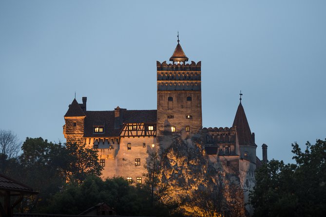Discover Transylvania: Peles, Bran, Sighisoara in a 2-Day Journey - Peles Castle in Sinaia: Romania’s royal opening act