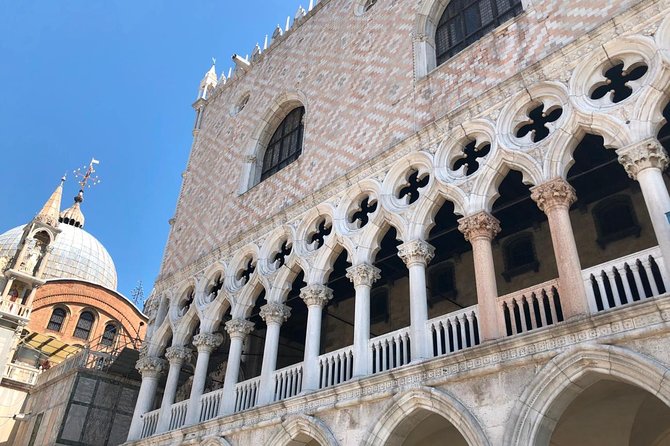 Doge's Palace Guided Tour - Meeting in Calle larga de l’Ascension