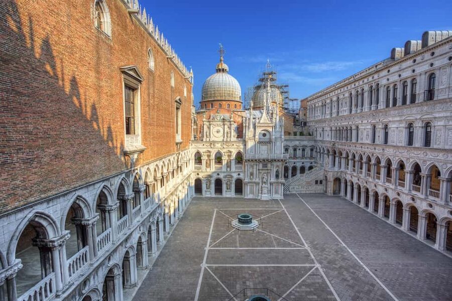 Doge's Palace, St. Mark's & Gondola Ride with Options - Who should book this Venice experience?