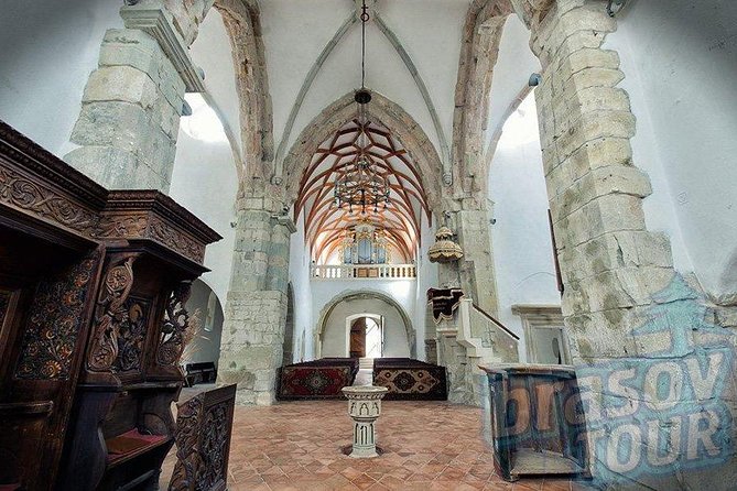 Dracula Castle, Peles Castle and Rasnov Fortress from Brasov - Who should book this experience?