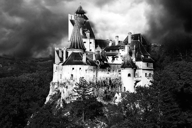 Dracula's Castle, Peles Castle and Brasov Day Trip from Bucharest - Brasov’s old center and the Black Church
