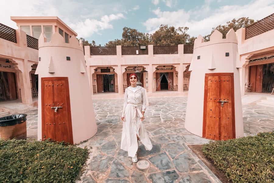 Dubai: Abu Dhabi Grand Mosque, Palace, and Heritage Village - Key points to know before booking