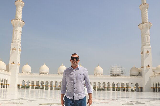 Dubai to Abu Dhabi Day Trip: Grand Mosque, Palace & Etihad Towers - Key points at a glance