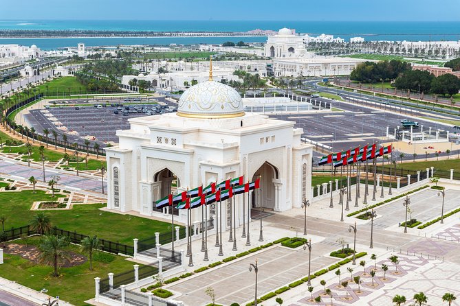 Dubai to Abu Dhabi Day Trip: Grand Mosque, Palace & Etihad Towers - Etihad Towers and the Abu Dhabi skyline