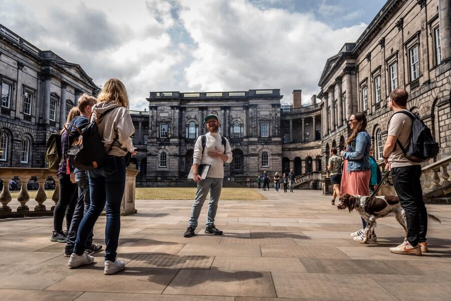 Edinburgh: Harry Potter Tour & Palace of Holyrood Entry - Holyrood Palace and the Scottish royal setting
