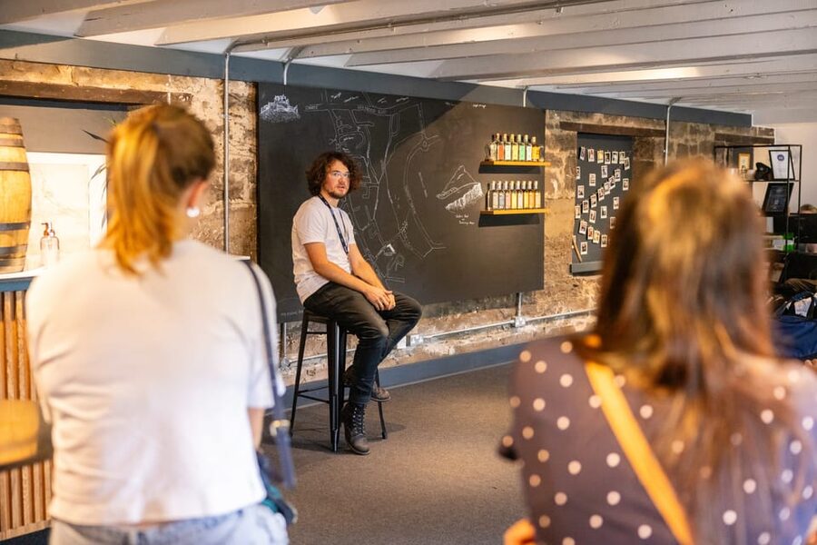 Edinburgh: Holyrood Distillery Whisky & Gin Tour - FAQ