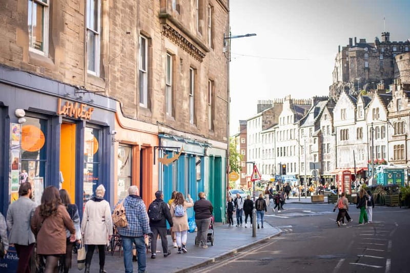 Edinburgh: Old Town Walking Tour with Holyrood Entry - St Giles’ Cathedral and the Scottish Reformation