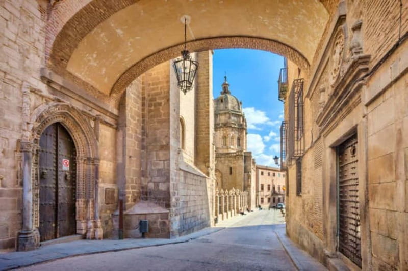 English Tour Toledo Complete with Patio-Palace House ⭐⭐⭐⭐⭐ - Into Toledo’s Jewish Quarter