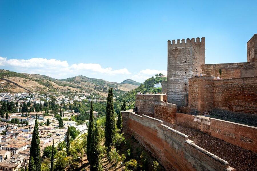 Fast-Track Alhambra & Nasrid Palaces Guided Tour - The Nasrid Palaces: the essential Alhambra visit