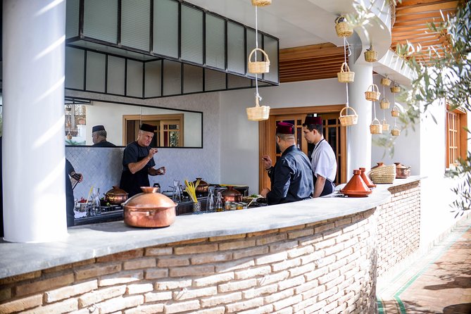 Fez Cooking School at Palais Amani Experience - Tea, cookies, and a palace setting