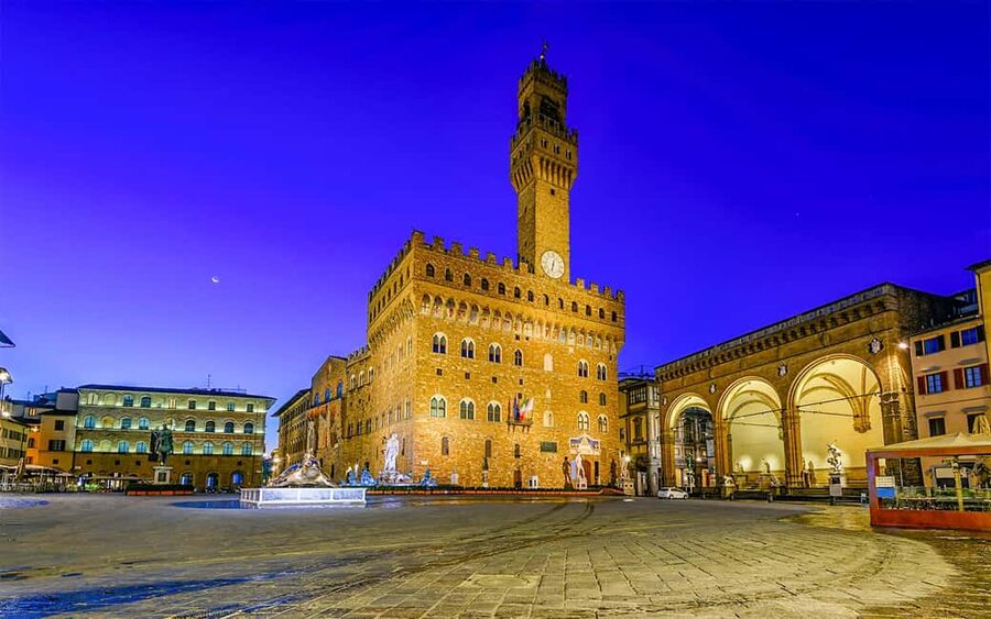 Florence: Palazzo Vecchio Entry with Option Tower Climb - The halls, chambers, and Medici story