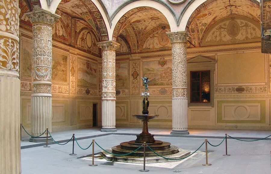 Florence: Palazzo Vecchio Museum - The first 90 minutes inside Palazzo Vecchio