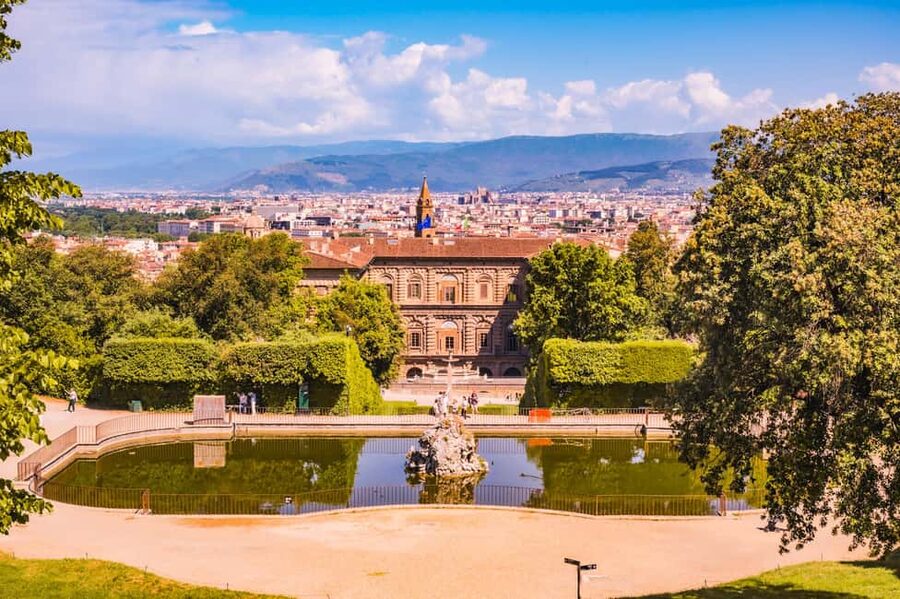 Florence: Pitti Palace and Boboli Gardens Guided Tour - The Medici rooms beyond the famous paintings