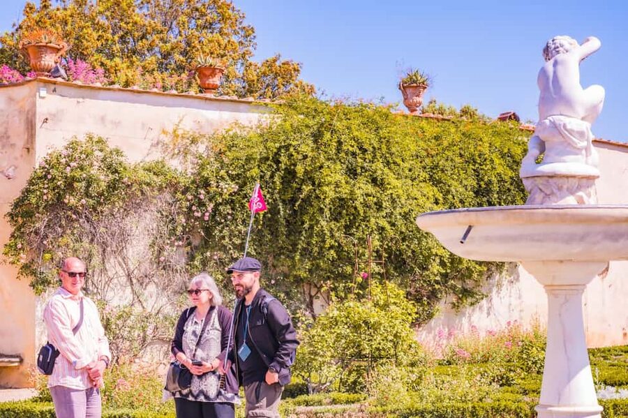Florence: Pitti Palace and Boboli Gardens Guided Tour - Shoes, water, timing, and access