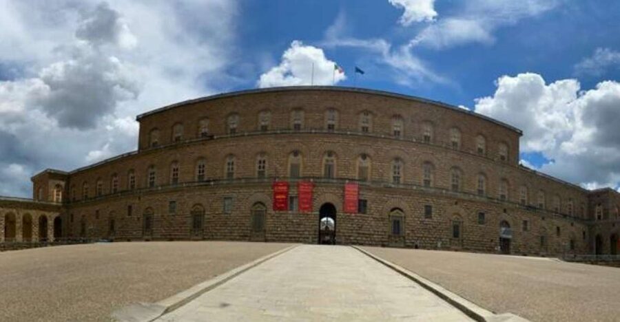 Florence: Pitti Palace and Boboli Gardens Private Tour - Key points at a glance
