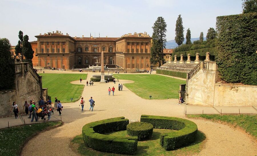 Florence: Pitti Palace and Boboli Gardens Walking Tour - The art lesson depends on your guide