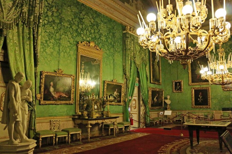 Florence: Pitti Palace Small Group Tour - The Palatine Gallery and its famous paintings