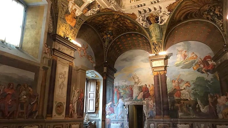 Florence: Uffizi, Pitti, Boboli and 7 Attractions 5-Day Pass - Pitti Palace across the Arno