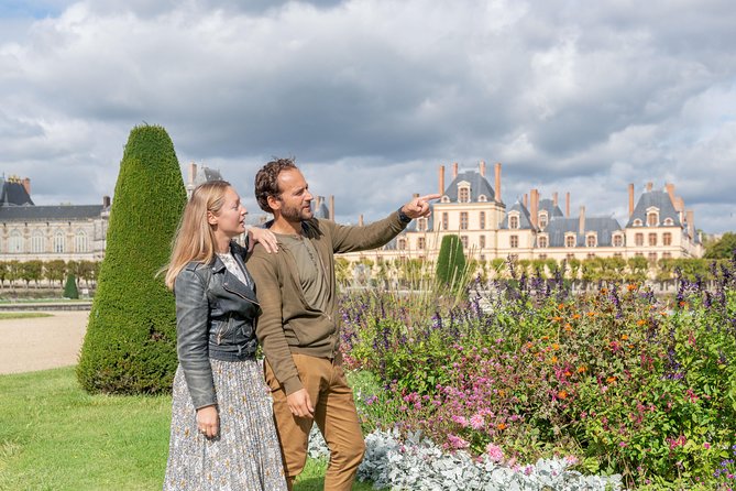 Fontainebleau and Vaux le Vicomte Chateaux Day Trip from Paris - Who should book this day trip?