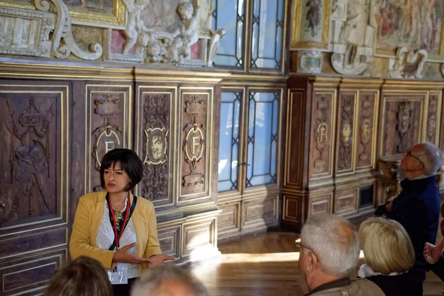 Fontainebleau Private Tour - Who should book the Fontainebleau private tour?