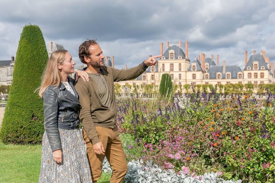 Fontainebleau & Vaux-le-Vicomte Châteaux Day Tour from Paris - Should you book this château day trip?