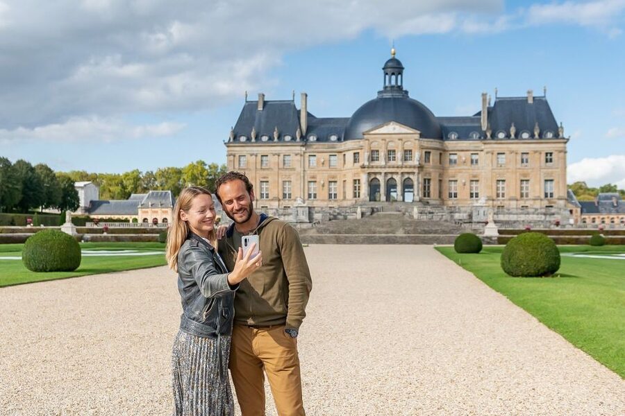 Fontainebleau & Vaux-le-Vicomte Châteaux Day Tour from Paris - Why these two châteaux work well together