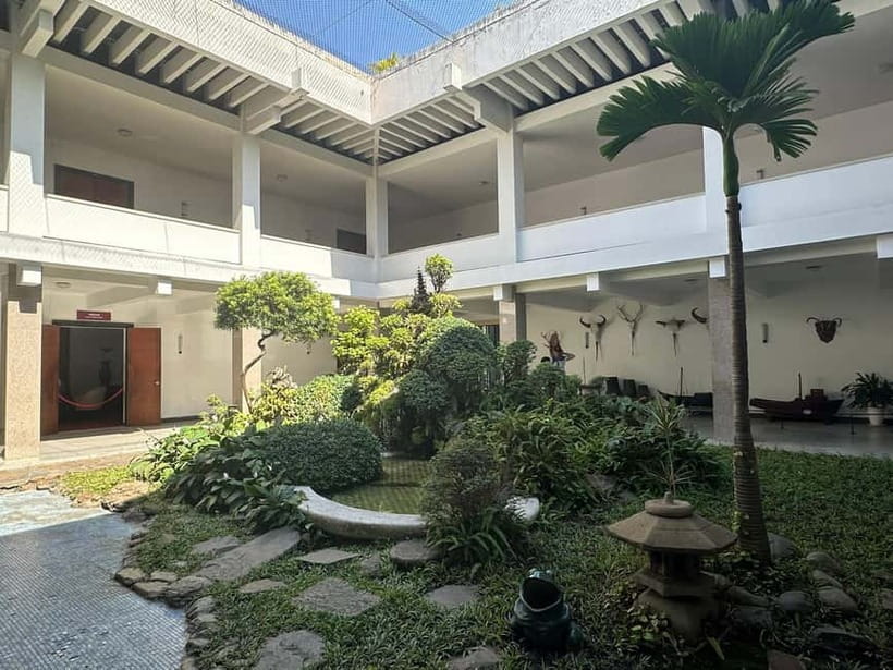 Free E-Sim War Remnants Museum & Independence Palace Tour - Key points at a glance