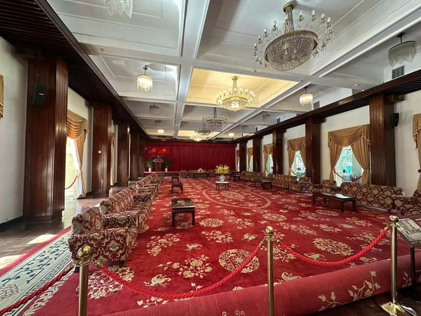 Free E-Sim War Remnants Museum & Independence Palace Tour - Should you book the War Remnants Museum and Palace tour?