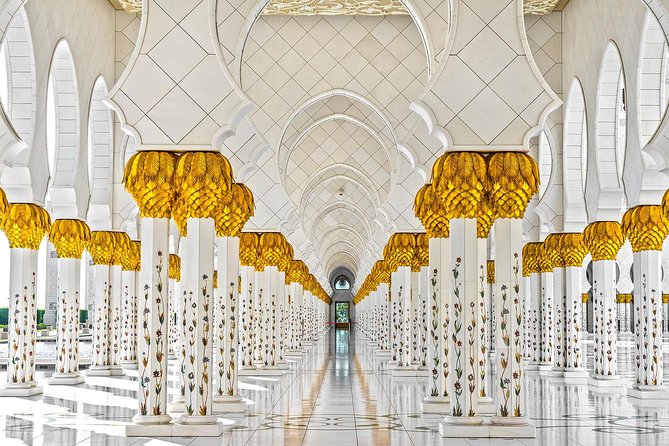From Abu Dhabi: Grand Mosque, Qasr Al Watan Palace & Etihad Tower - The Sheikh Zayed Grand Mosque: allow 90 minutes