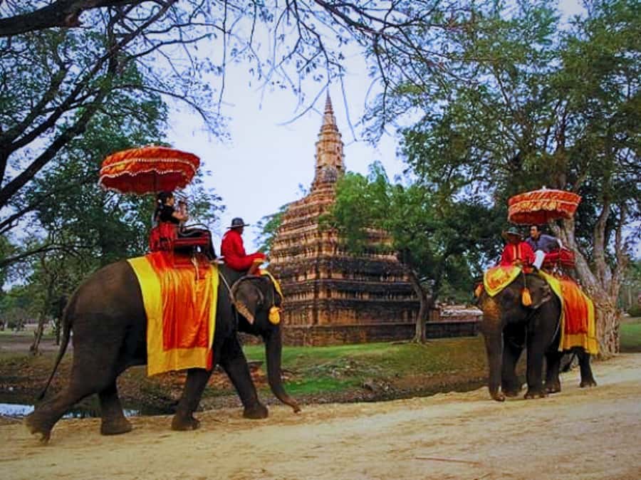 From Bangkok: Ayutthaya Tour, Elephant Palace & Royal Kraal - Wat Yai Chai Mongkhon and its giant stupa