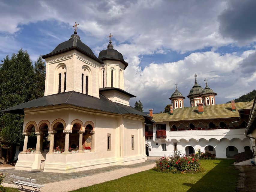 From Brașov: Romanian Castle Tour with Bran and Peles - Should you book this Bran and Peleș tour?