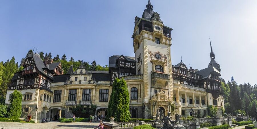From Brașov: Romanian Castle Tour with Bran and Peles - The road through the Carpathians