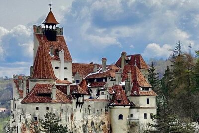 Small-group tour Bran, Rasnov, and Peles Castles