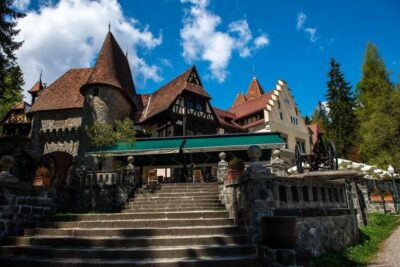 Brasov Peles & Dracula’s Castle Day Tour